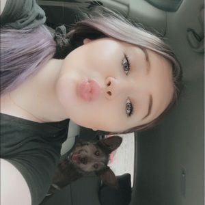 Meet your Posher, Cyla